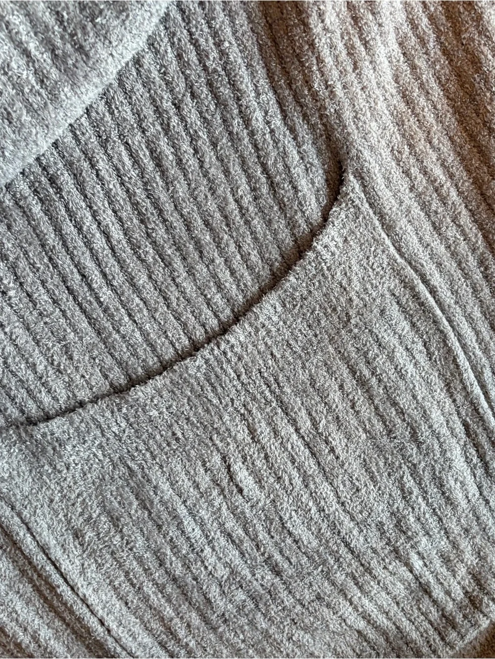 Barefoot Dreams Gray Open-Front Cozy Blanket Scarf